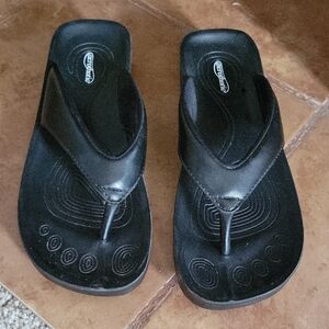 Comfortable Black Sandals